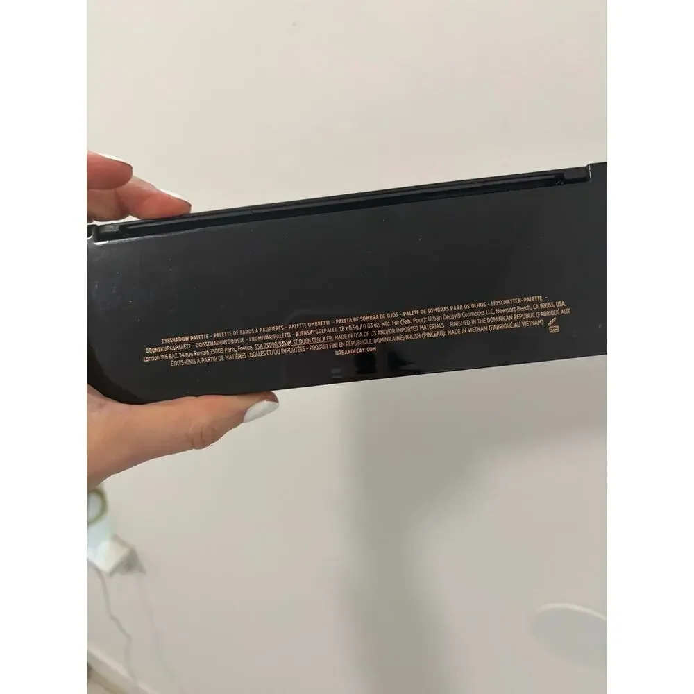Urban Decay Naked Robin Eisenberg Eyeshadow Palette